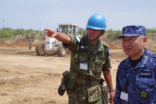 施設作業現場視察（南スーダン派遣施設隊）