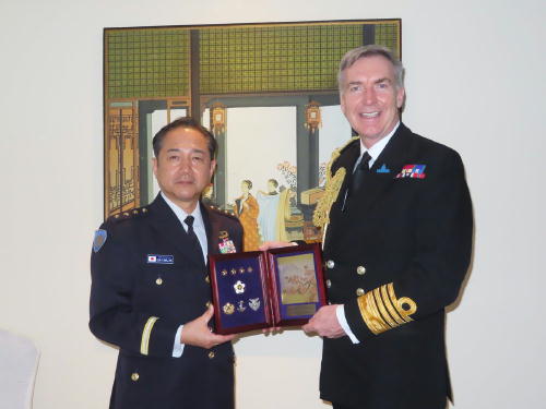 英国第一海軍卿兼海軍参謀長ラダキン海軍大将