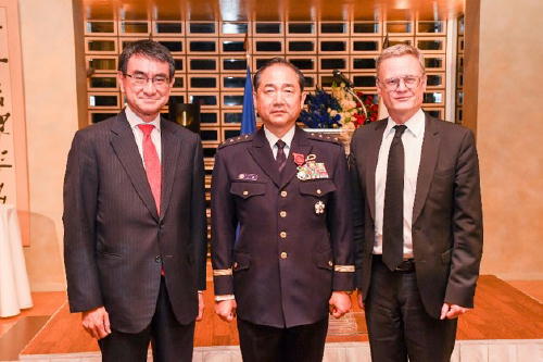 Defense Minister Kono, General Yamazaki ,French Ambassador HE. Laurent PIC