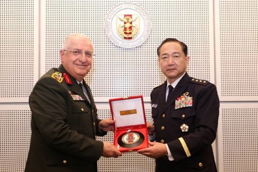 ギュレル・トルコ軍参謀総長