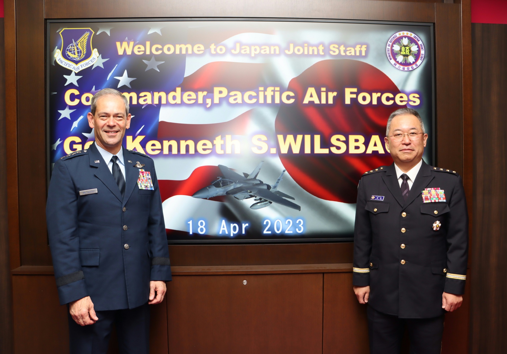 米太平洋空軍司令官ウィルスバック大将