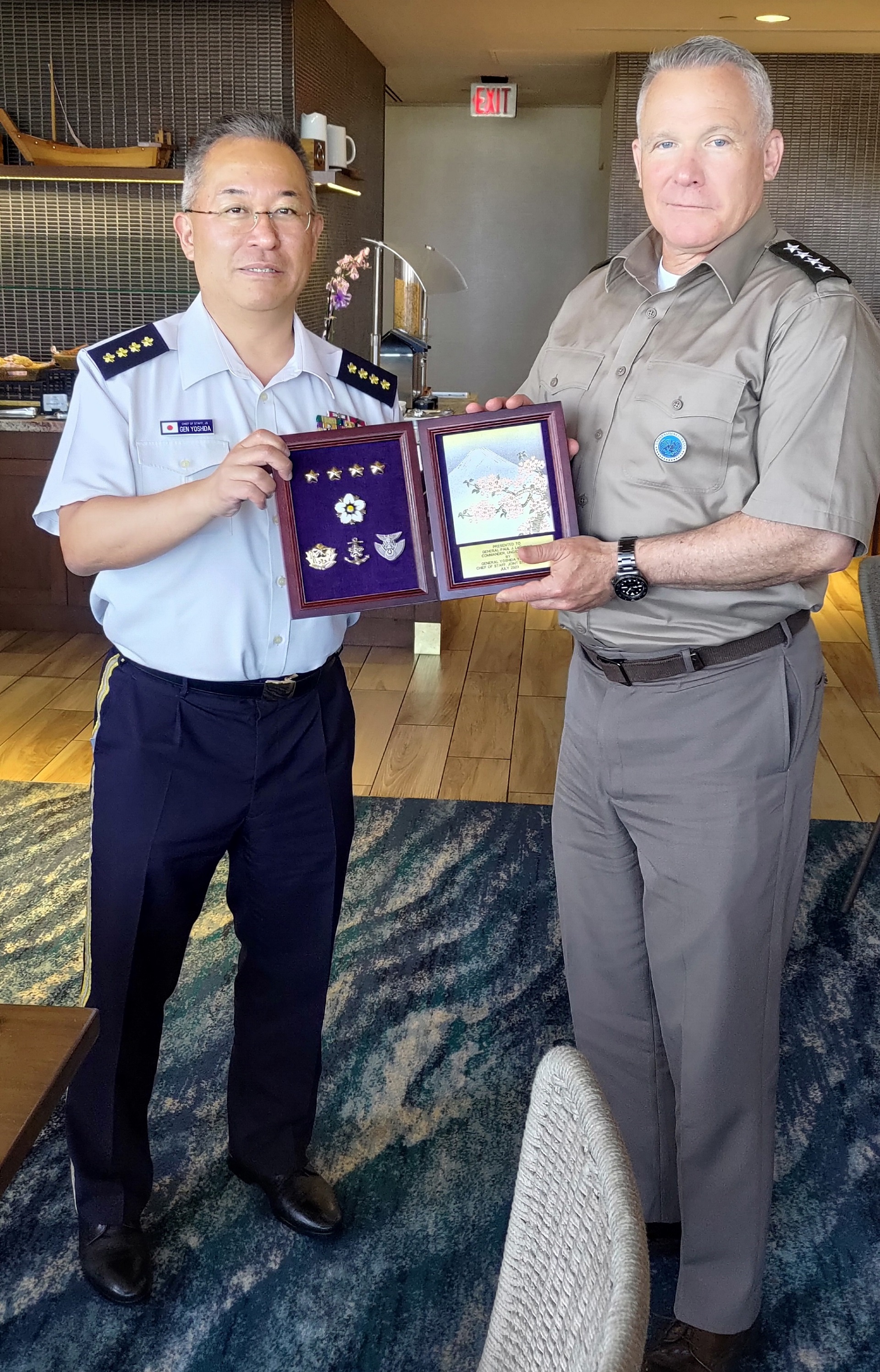 ラカメラ国連軍兼米韓連合軍兼在韓米軍司令官