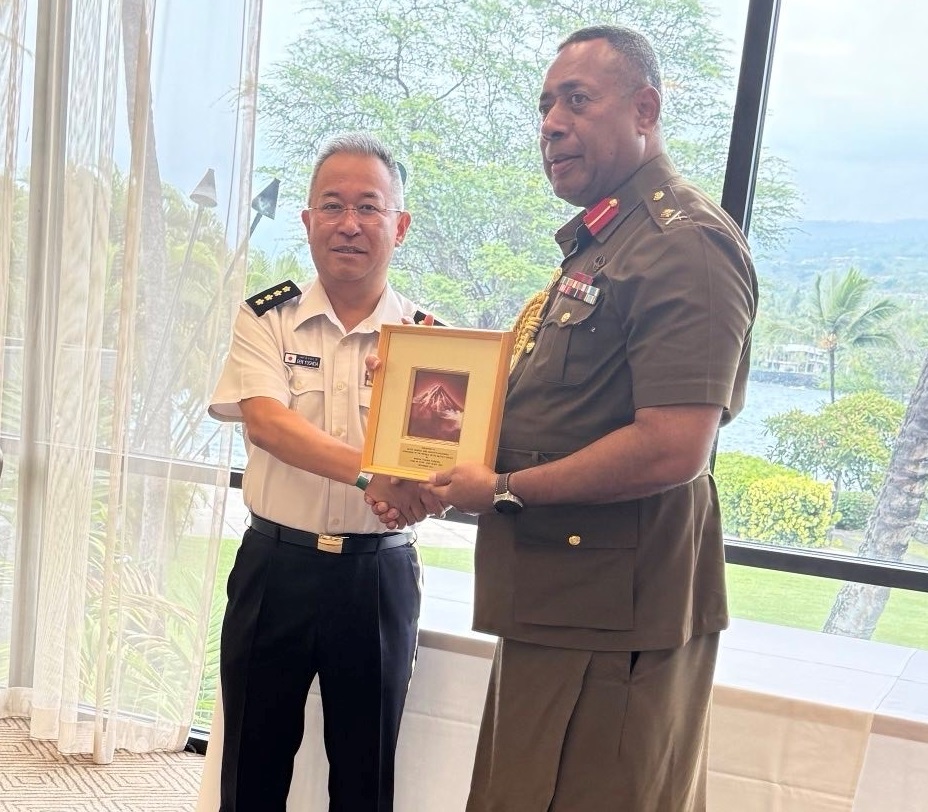 フィジー国軍司令官 カロニワイ陸軍少将