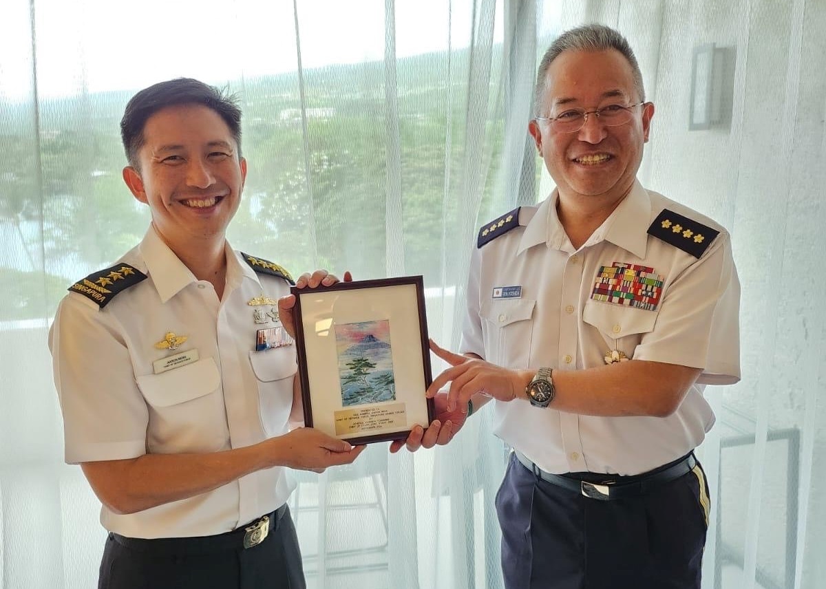 シンガポール国軍司令官 ベン海軍中将