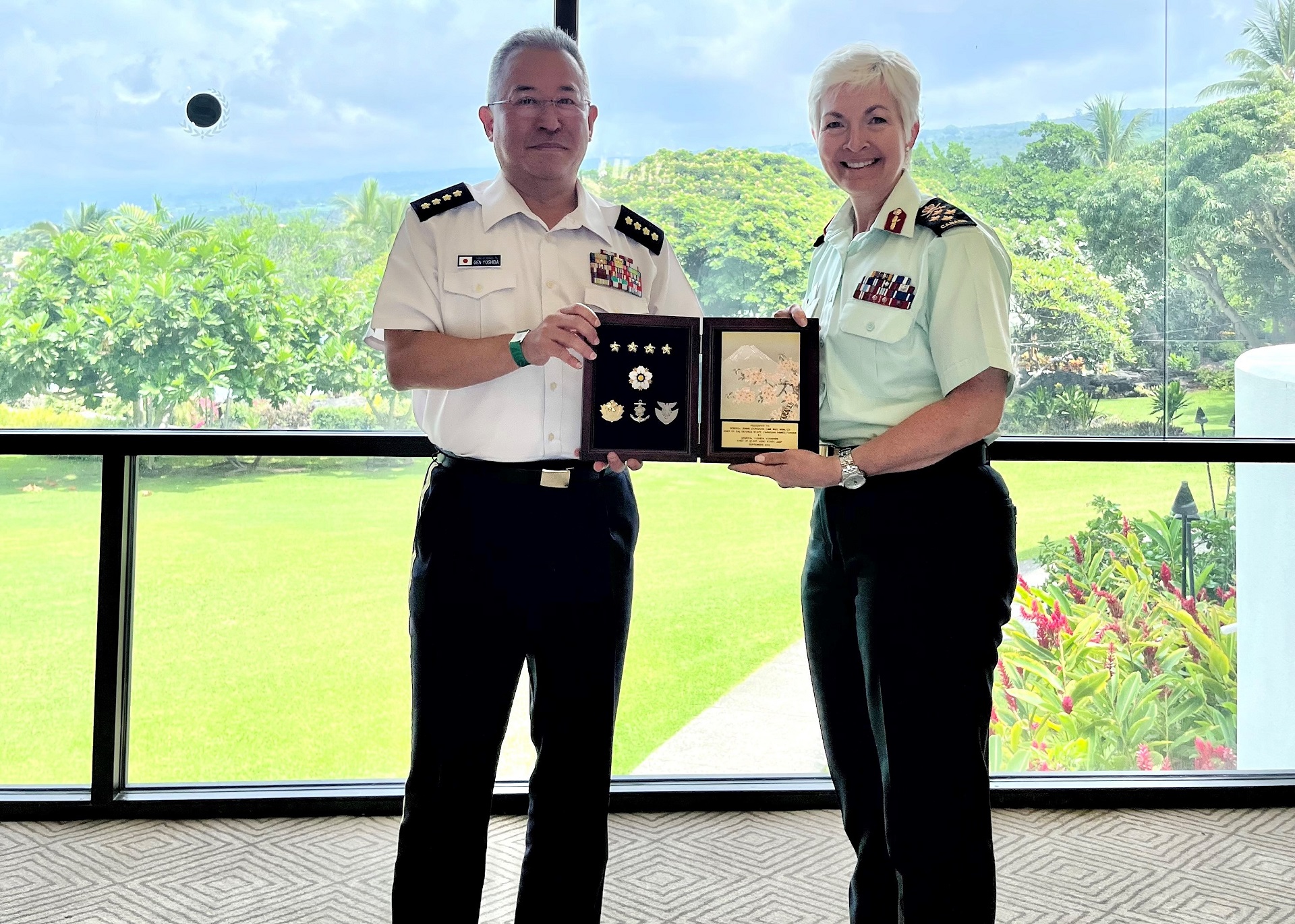 カナダ軍参謀総長 カリニャン陸軍大将