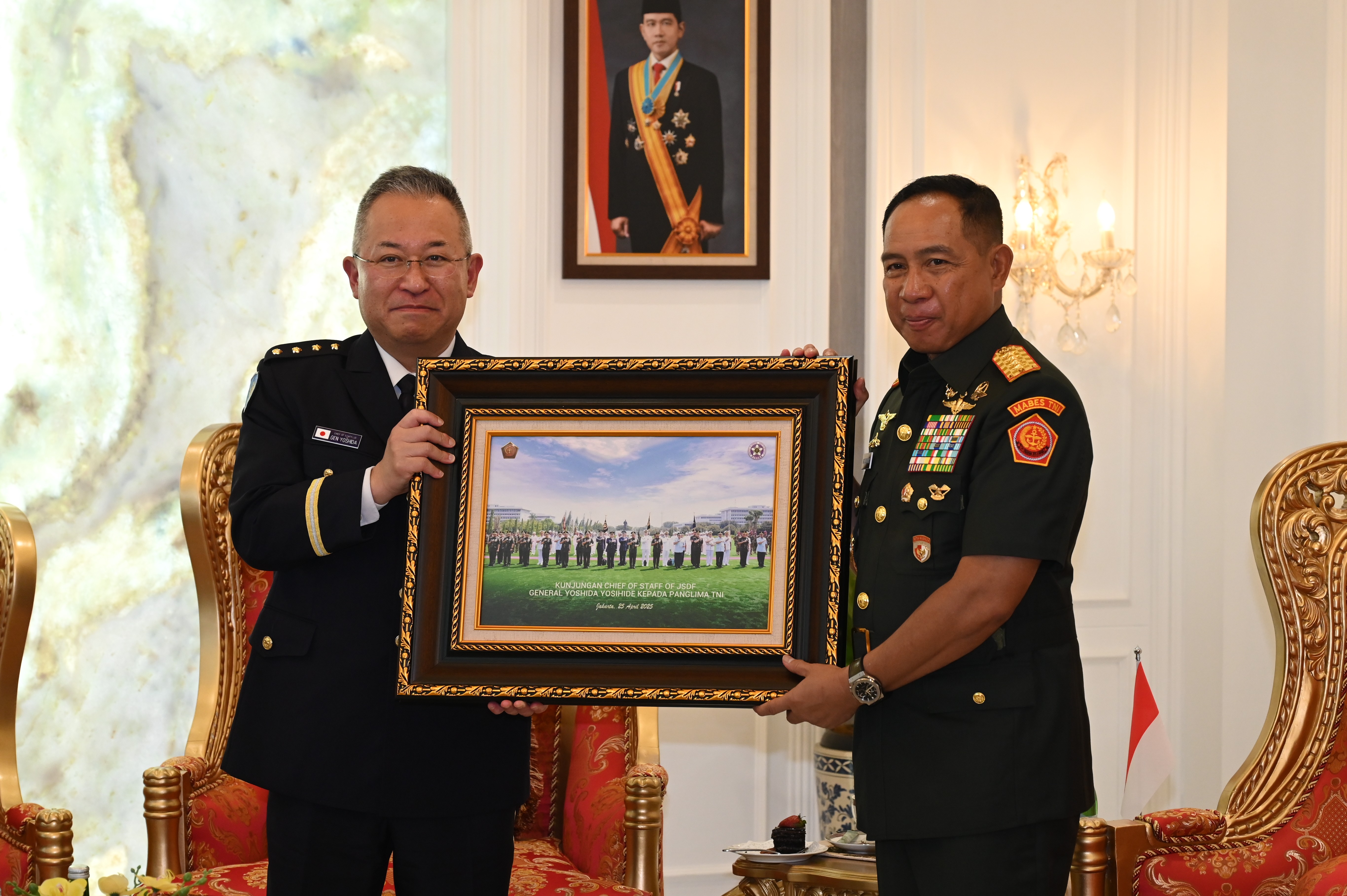 インドネシア国軍司令官 アグス陸軍大将