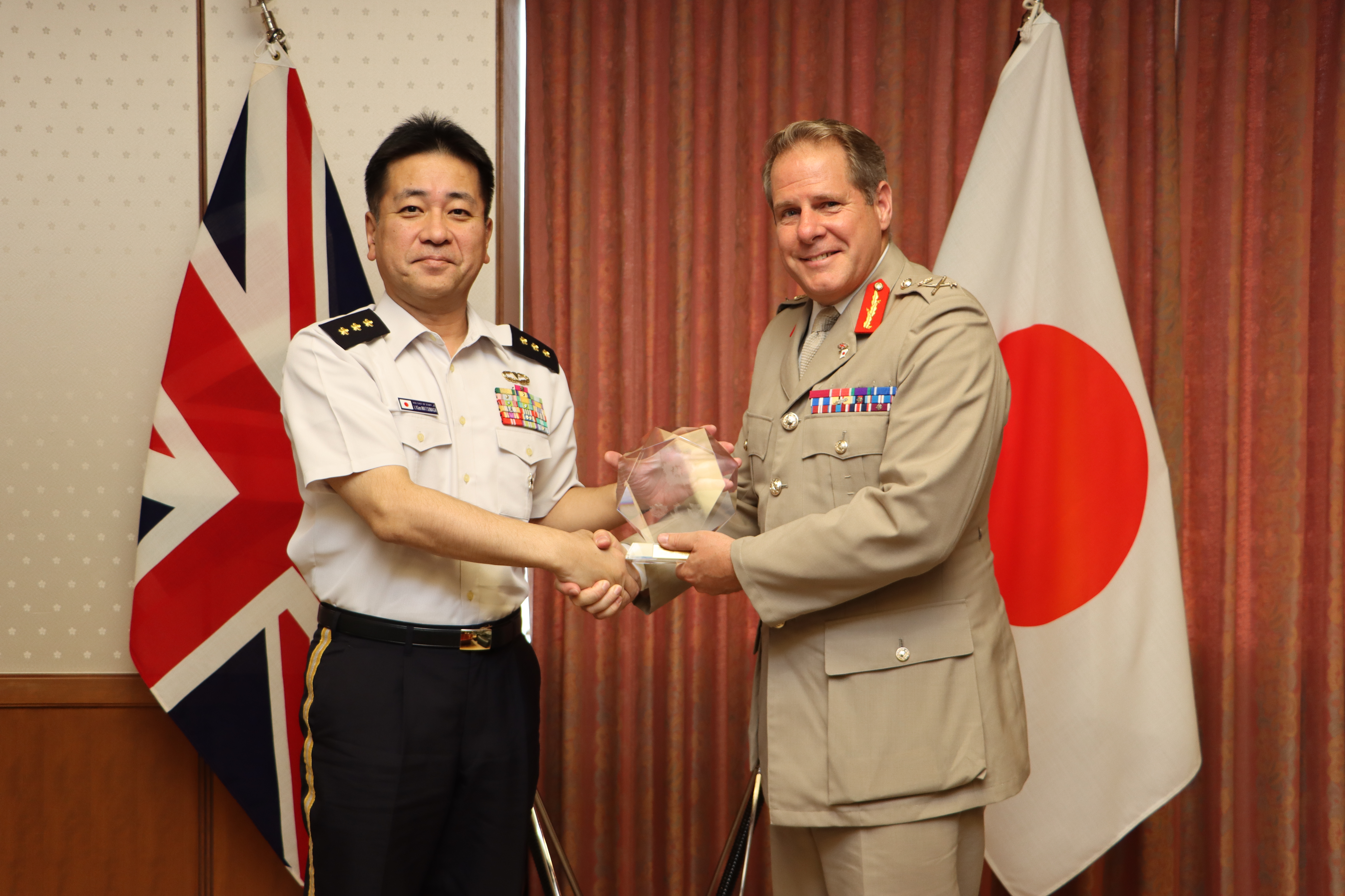 英戦略コマンド副司令官