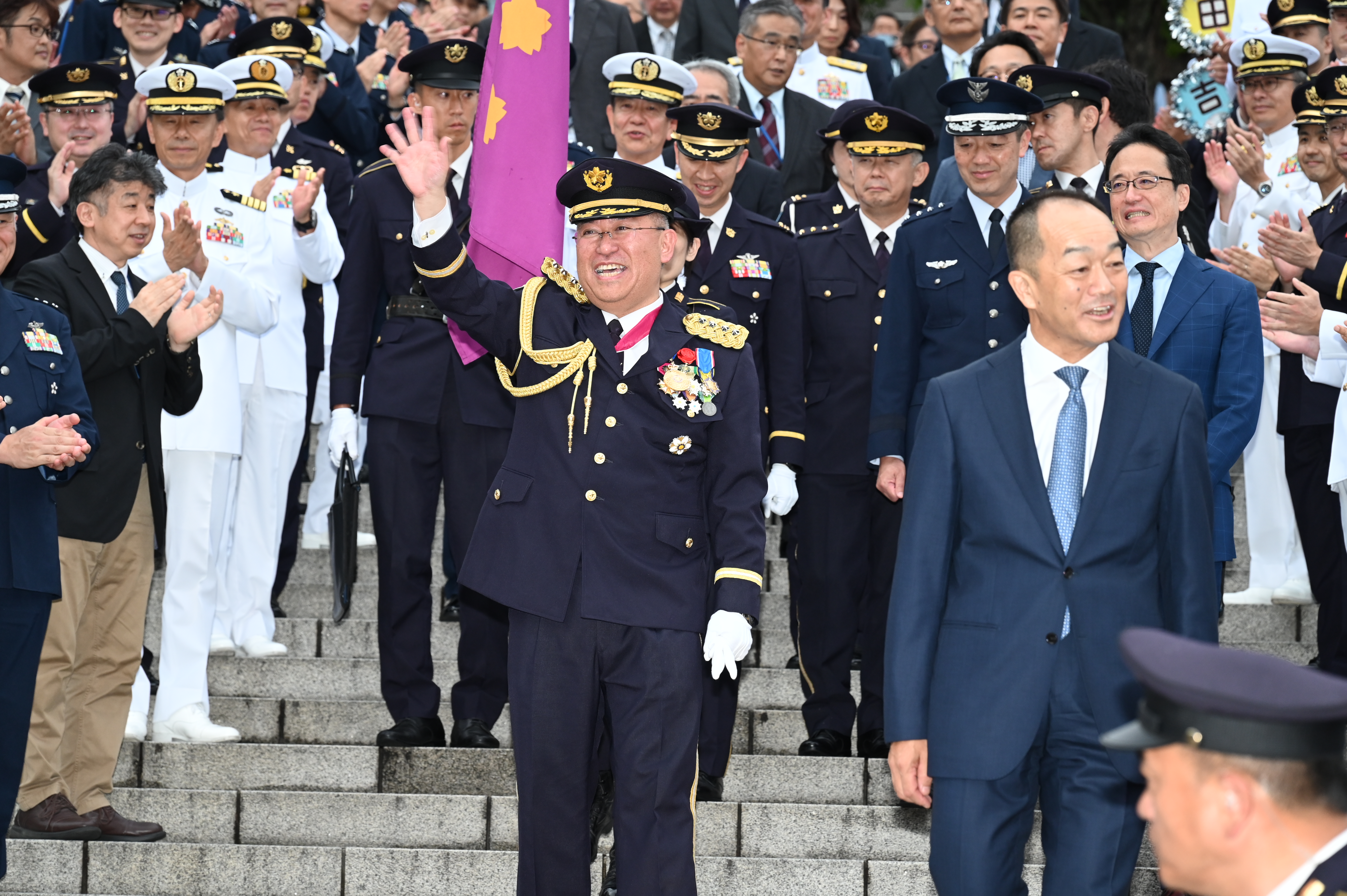 吉田圭秀統合幕僚長の離任について