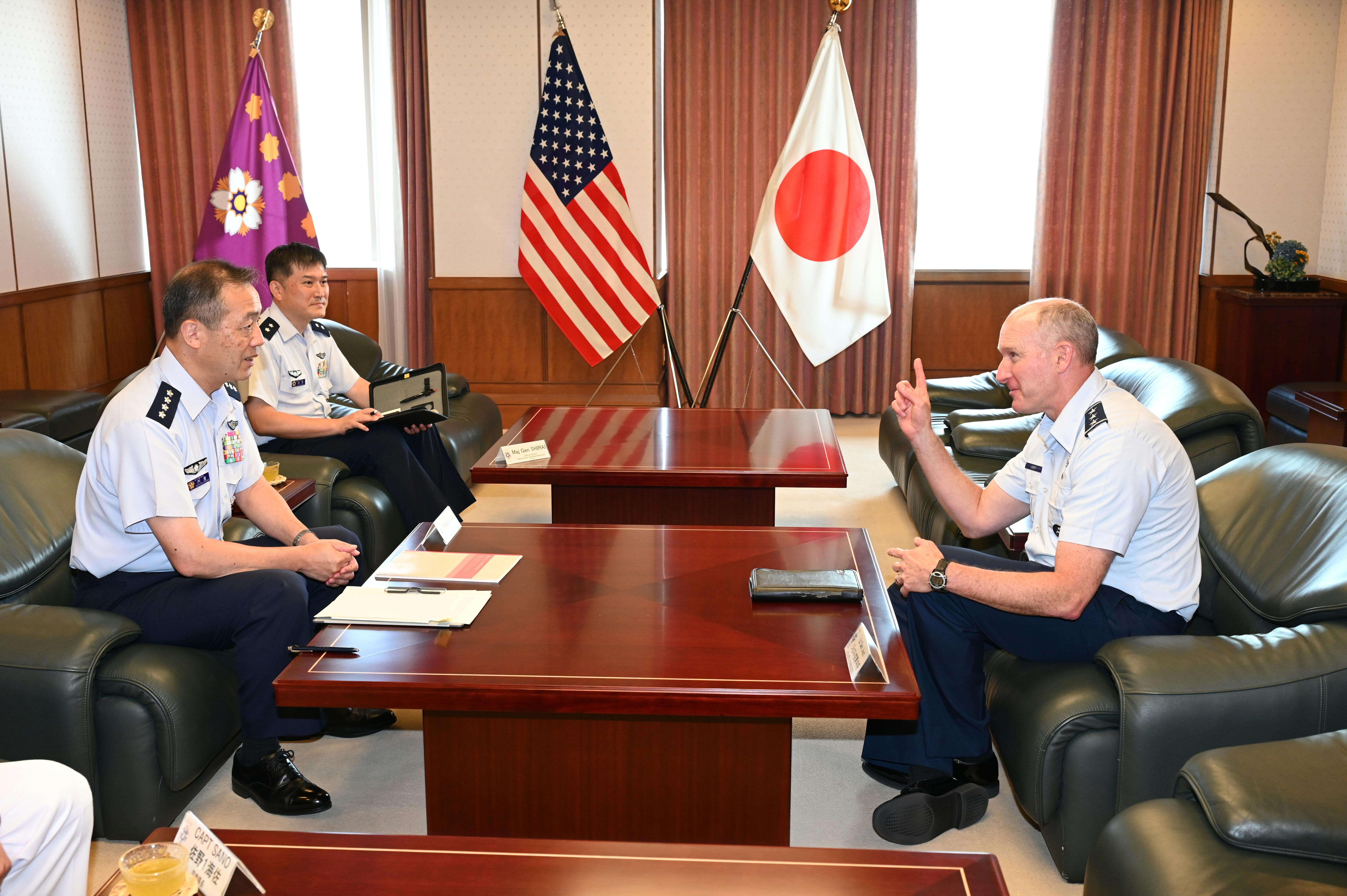 在日米軍司令官