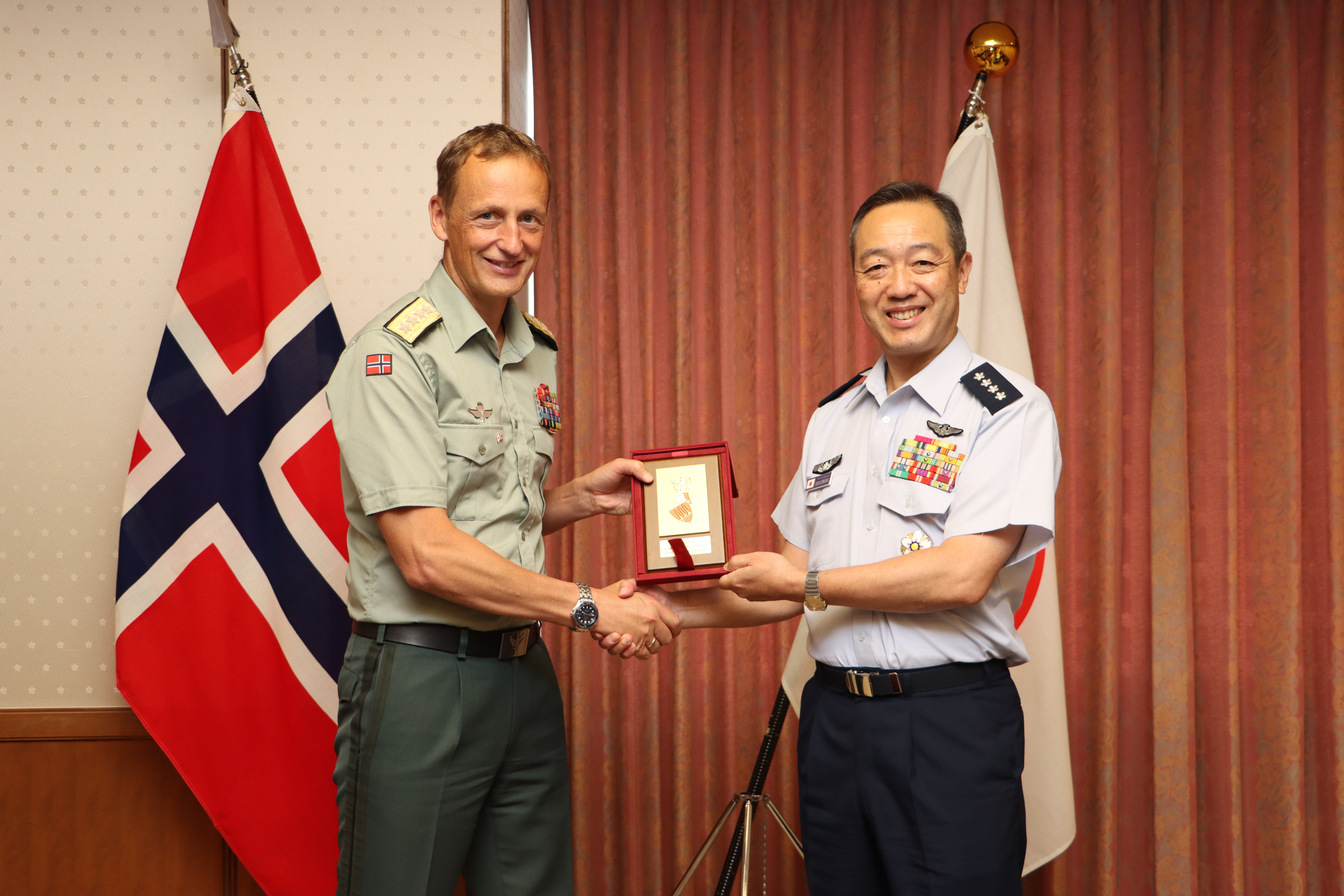ノルウェー国防軍司令官