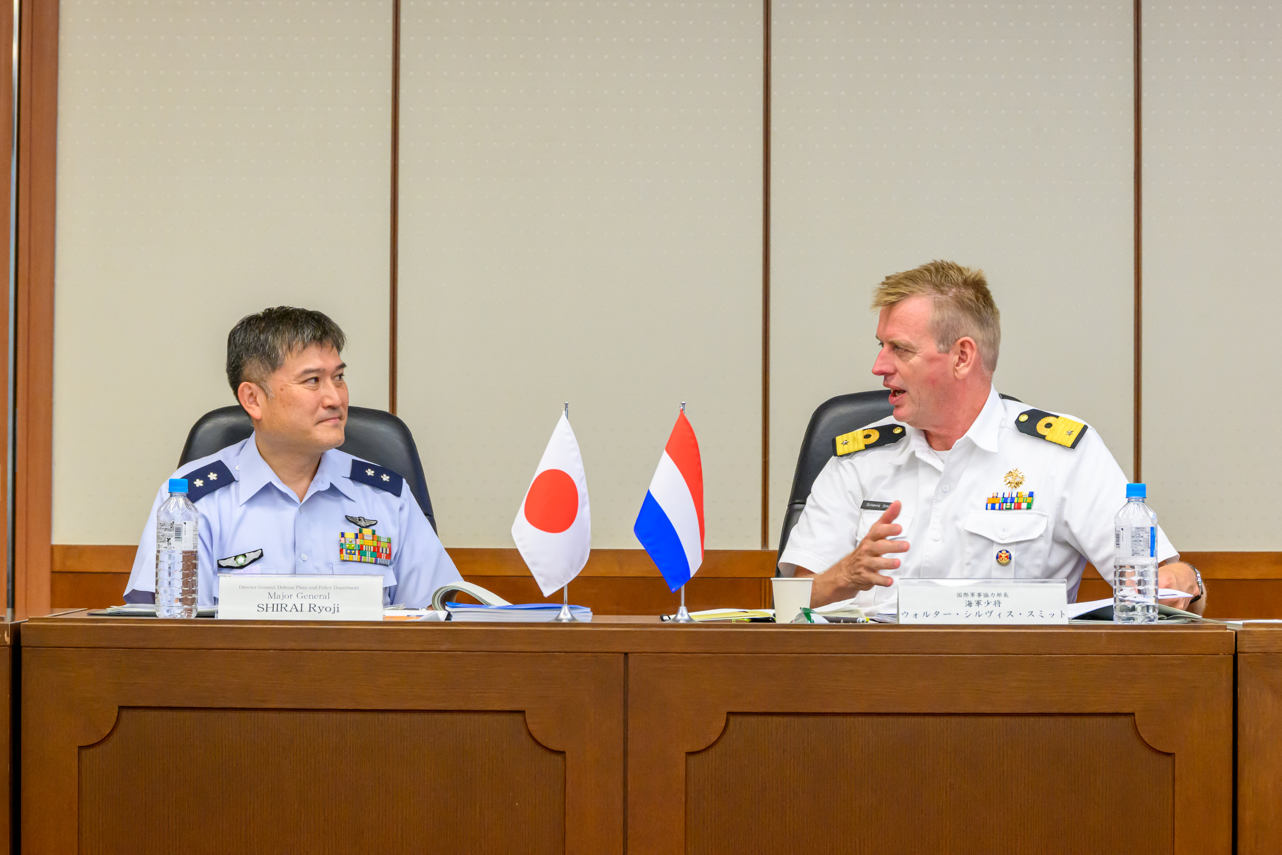 旧日本帝国・海軍帝国軍人会徽章 名誉会員章、徽章全4点 帝国