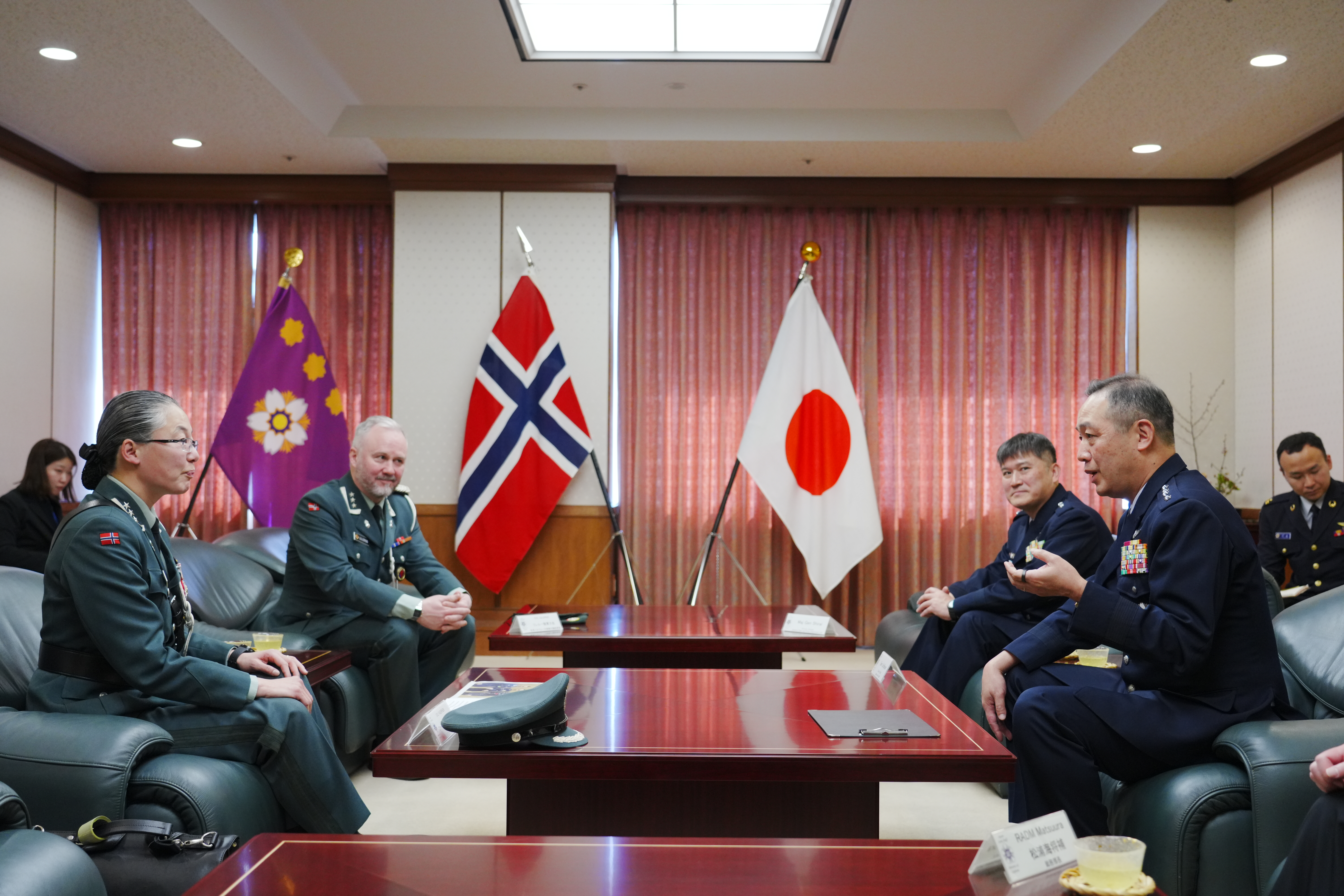 ノルウェー国防武官