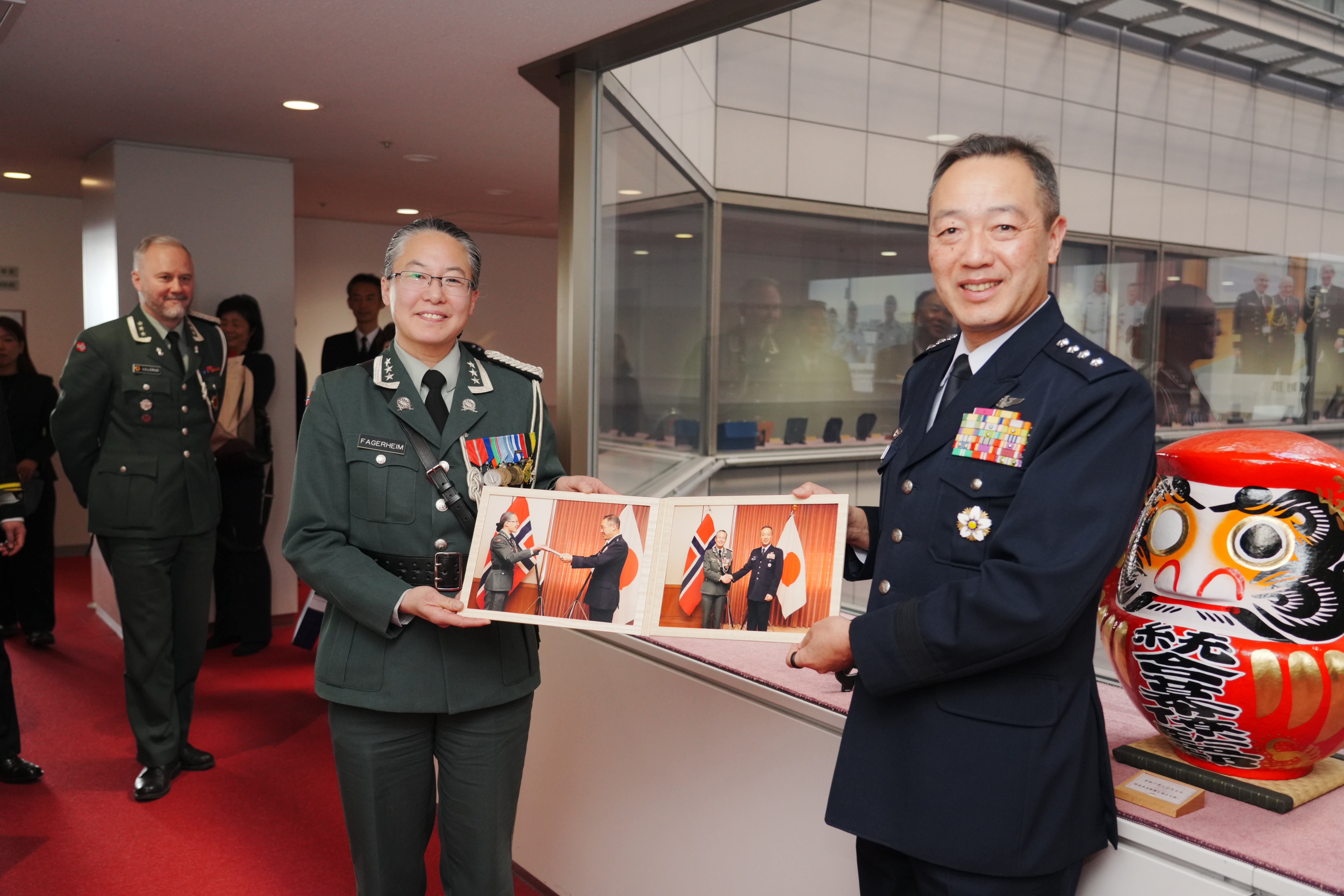 ノルウェー国防武官