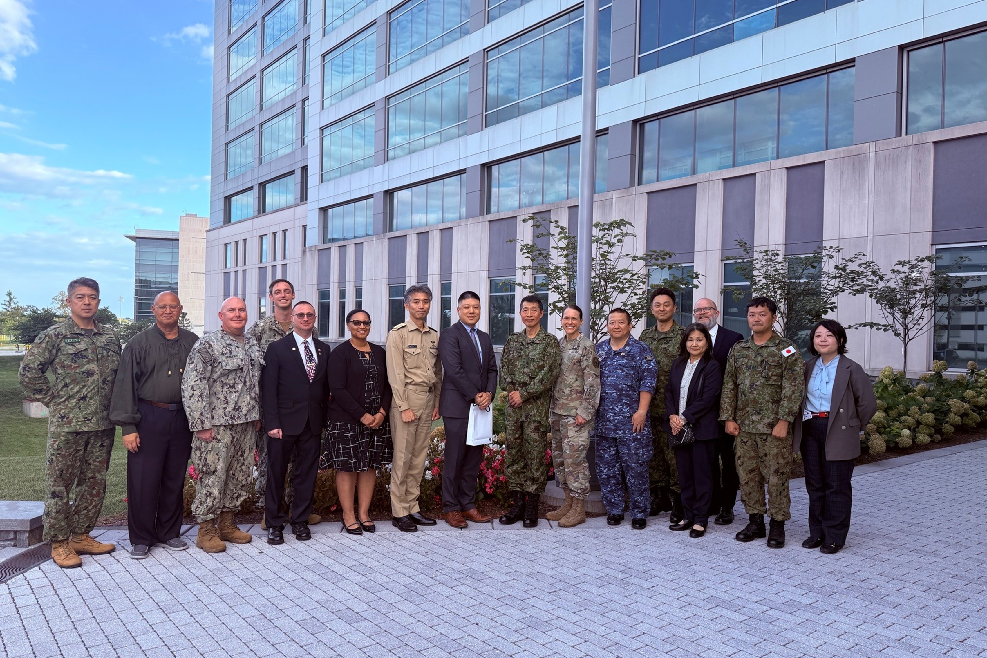 ゴルマン在日米軍副司令官
