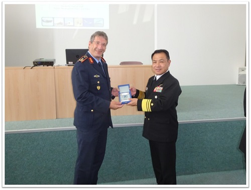 ＢＷ/ドイツ連邦軍＊海軍指揮幕僚監部額（実物） BW/ドイツ軍＊連邦軍＊海軍＊1957小規模戦闘部隊員章