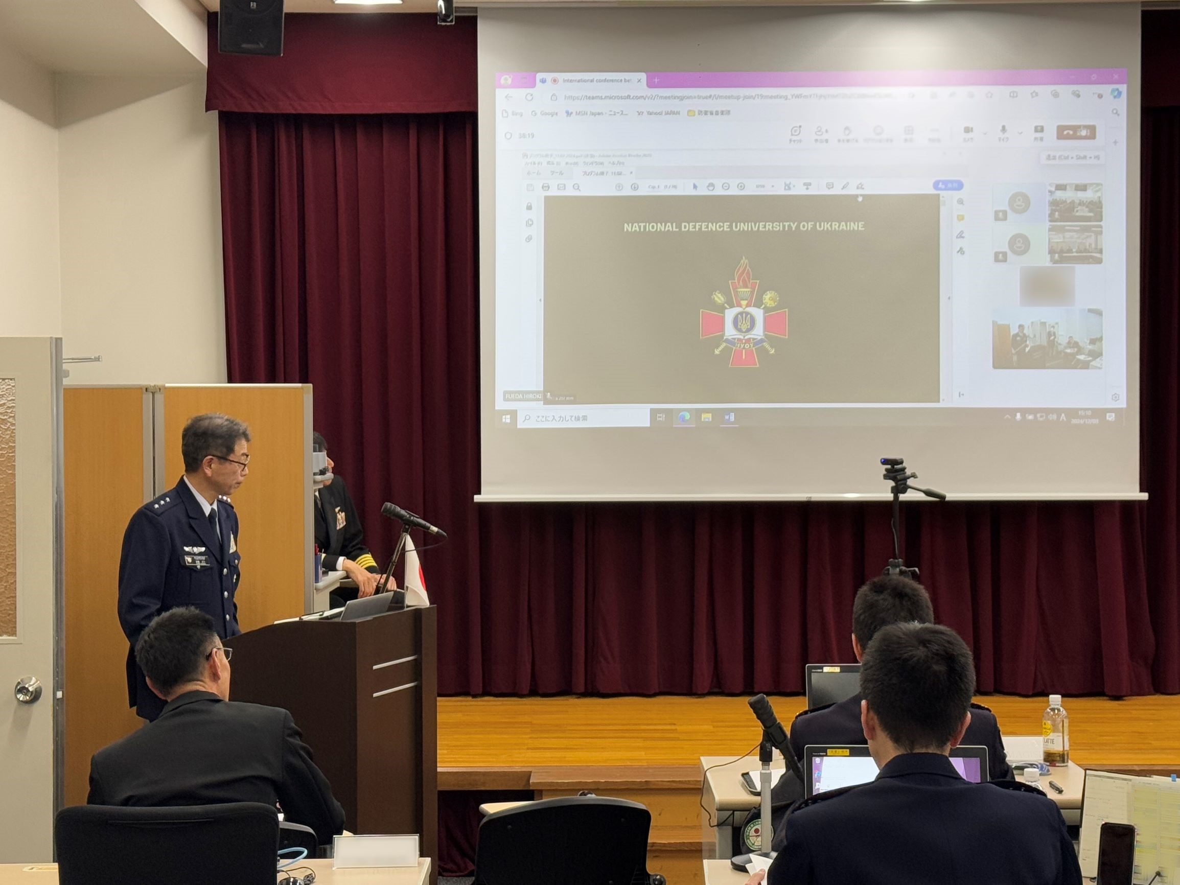 開式の辞を述べる谷嶋統合幕僚学校長