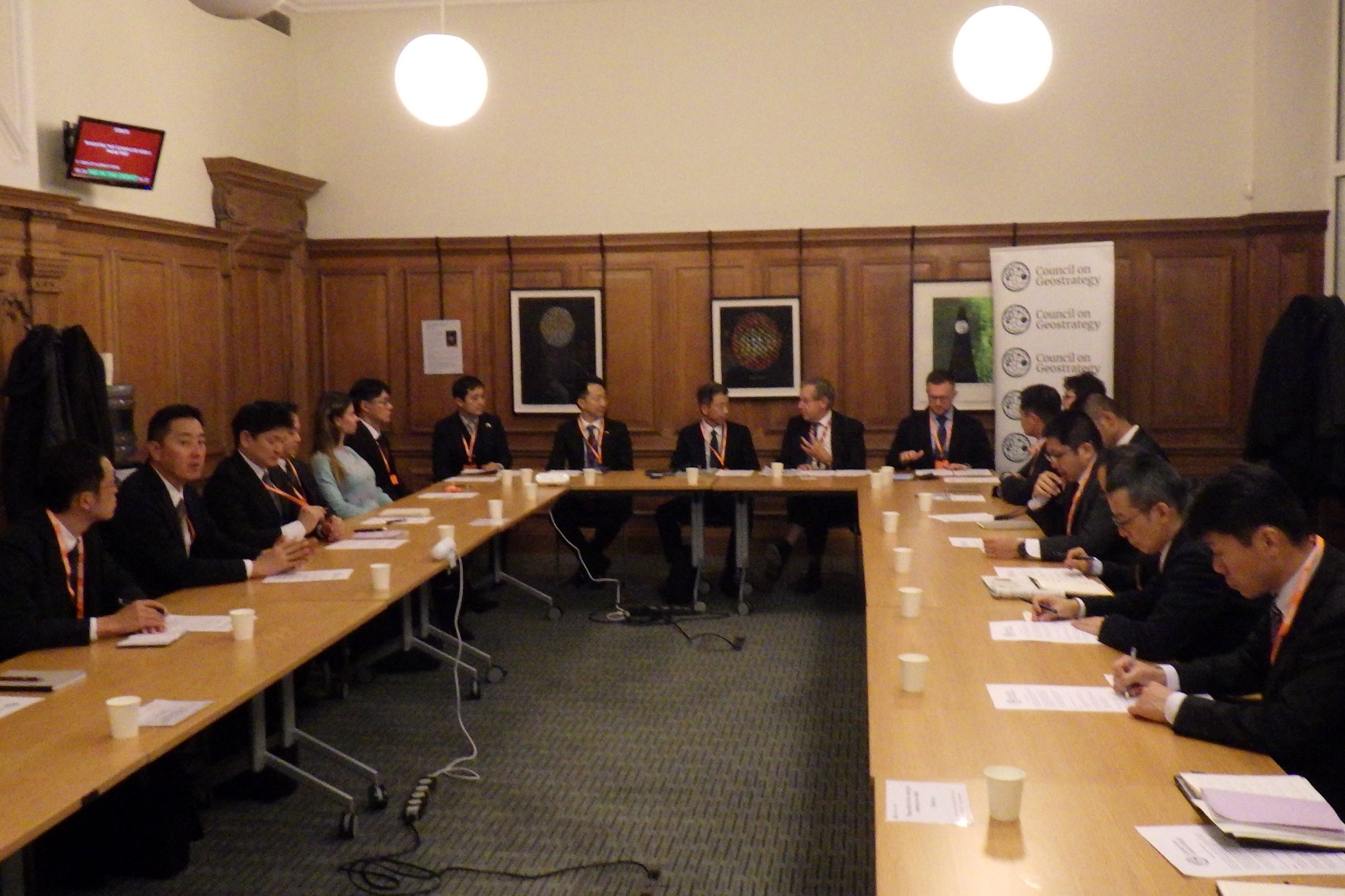 イギリス国防省 特殊部隊指令部 DSF チャレンジ ヴィジラントアイルズ 25では、初の共同降下や同志国のオブザーバー