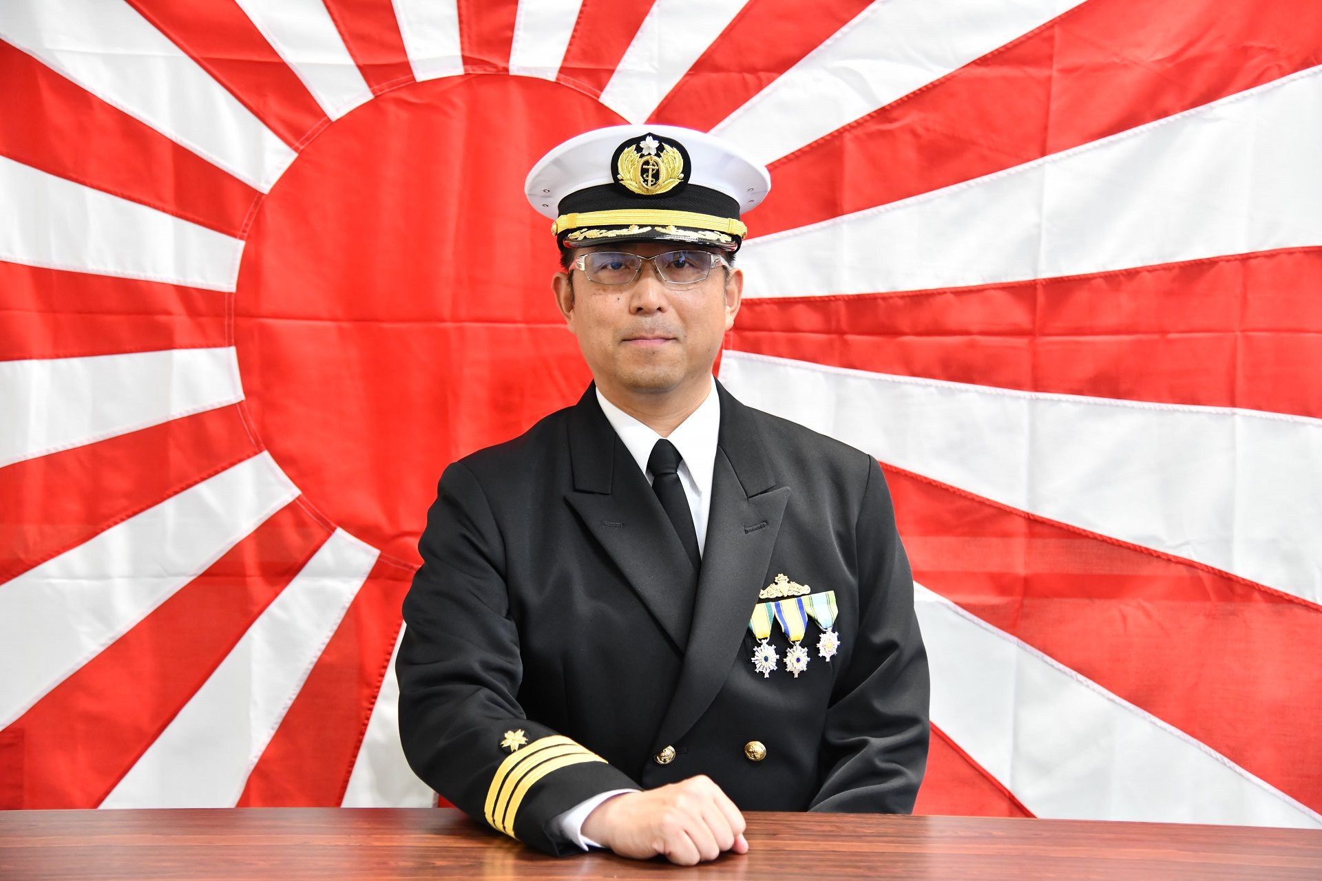 海上自衛隊 第4護衛隊群 オフィシャルサイト