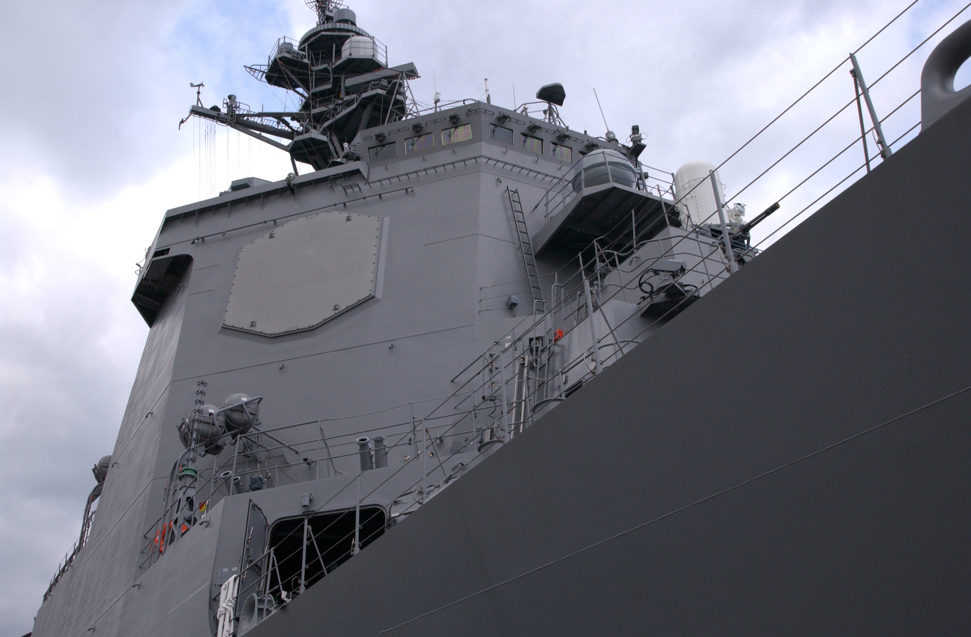 護衛艦「あたご」型｜水上艦艇｜装備品｜海上自衛隊 〔JMSDF