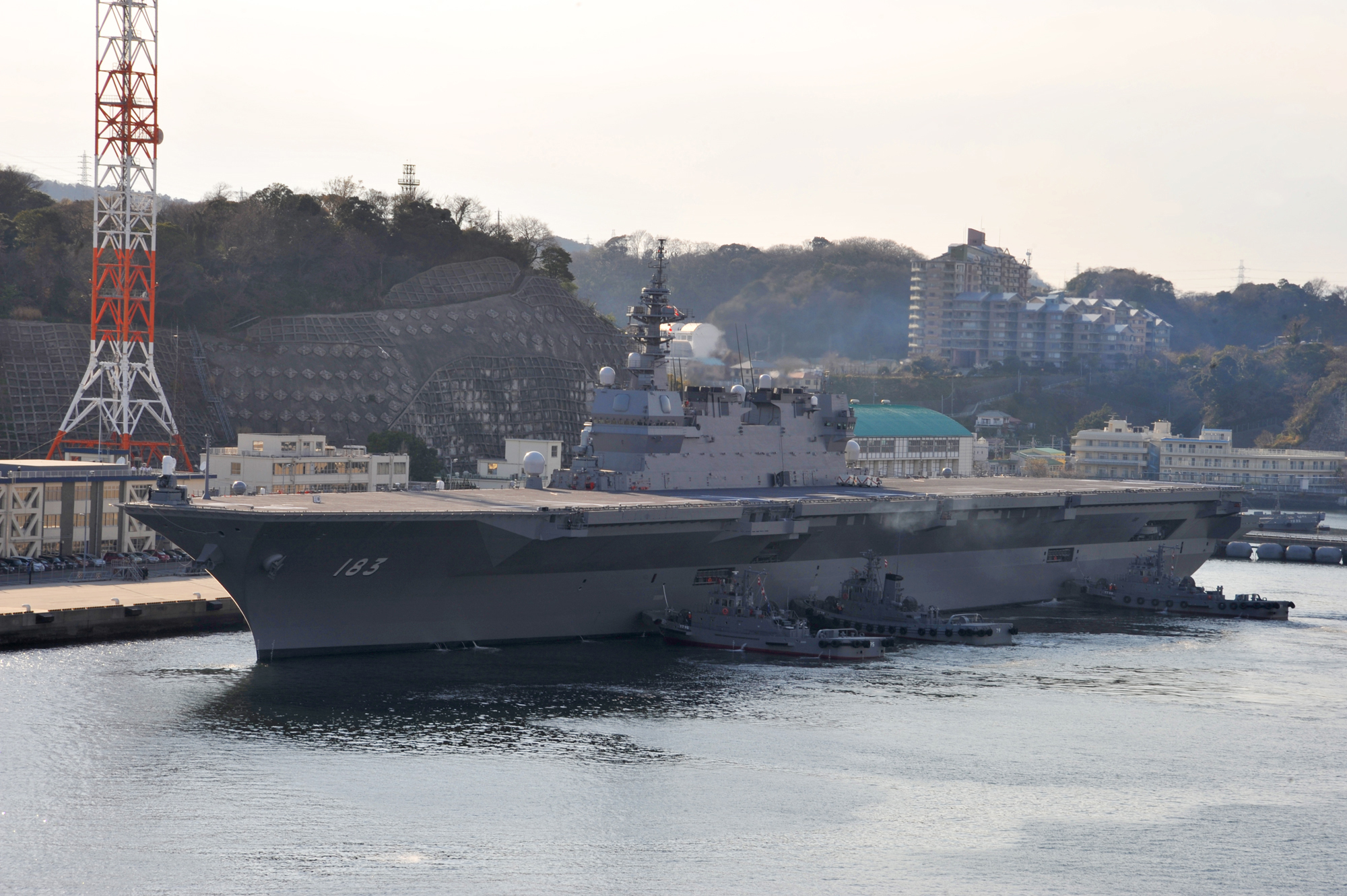 護衛艦「いずも」型|水上艦艇|装備品|海上自衛隊 〔JMSDF 護衛艦「いずも」型|水上艦艇|装備品|海上自衛隊 〔JMSDF
