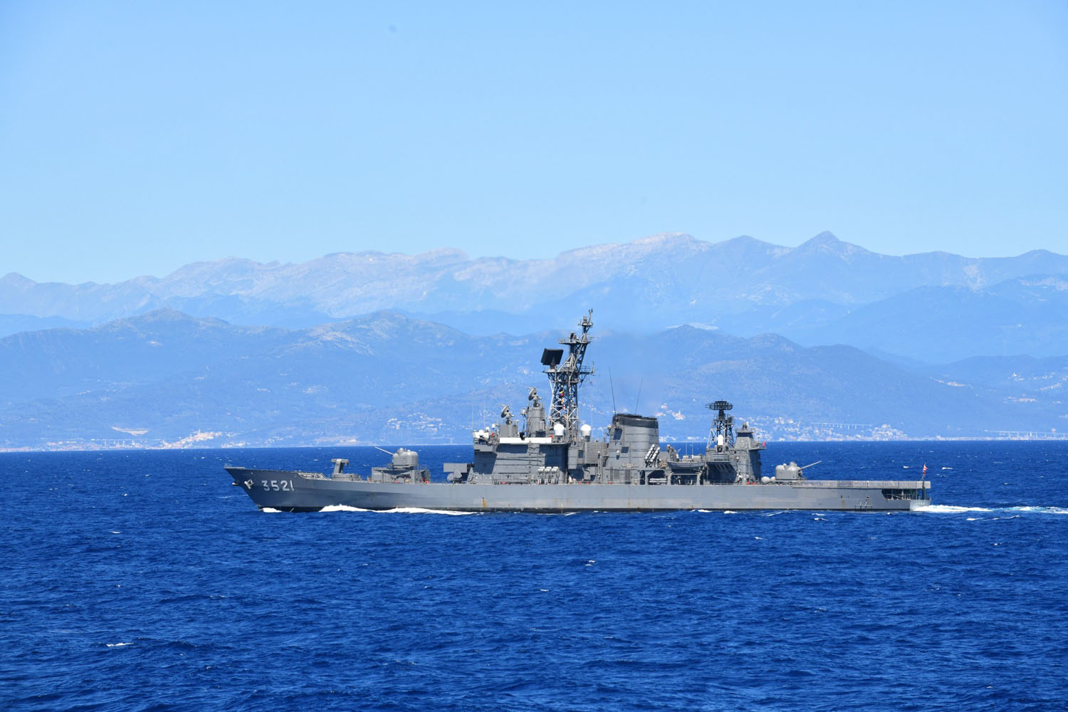 練習艦「はたかぜ」型｜水上艦艇｜装備品｜海上自衛隊 〔JMSDF 