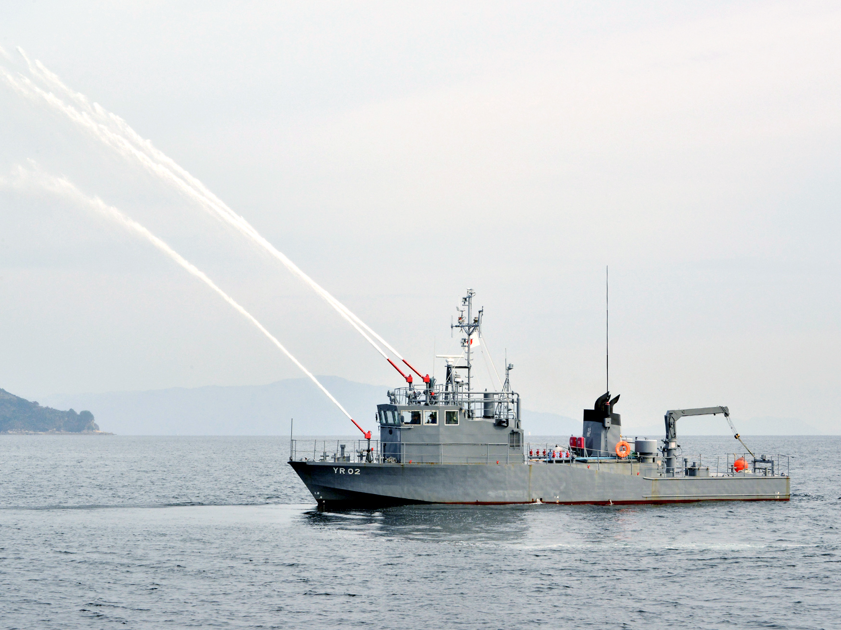 設標救難船YR｜水上艦艇｜装備品｜海上自衛隊 〔JMSDF