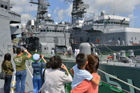潜水艦見学