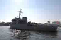 多用艦