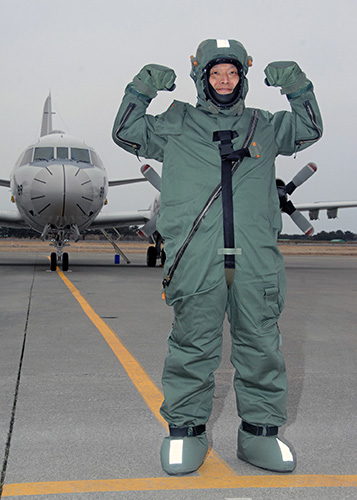 航空自衛隊 航空服 パイロットスーツ 官品 2Aサイズ 夏服 www ...