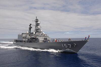 護衛艦「さわぎり」