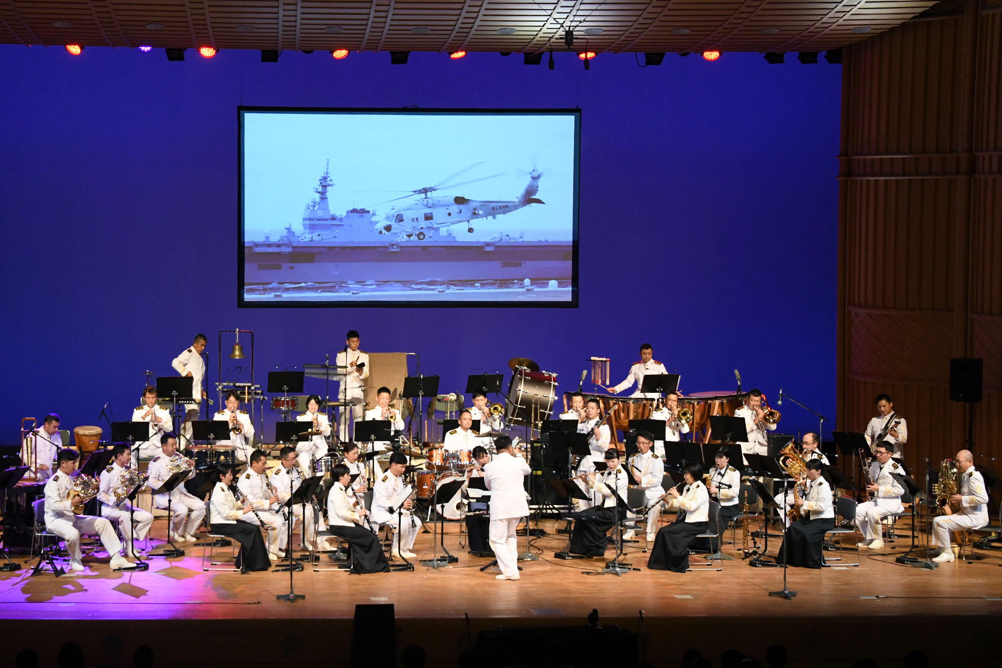 ファミリーコンサート2022(海上自衛隊の活動紹介映像)