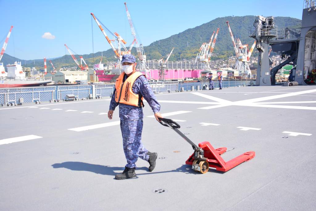 海上自衛隊掃海母艦ぶんご 関門西航 MST-464 JS BUNGO - JMSDF