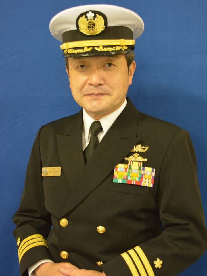 ぶんご艦長