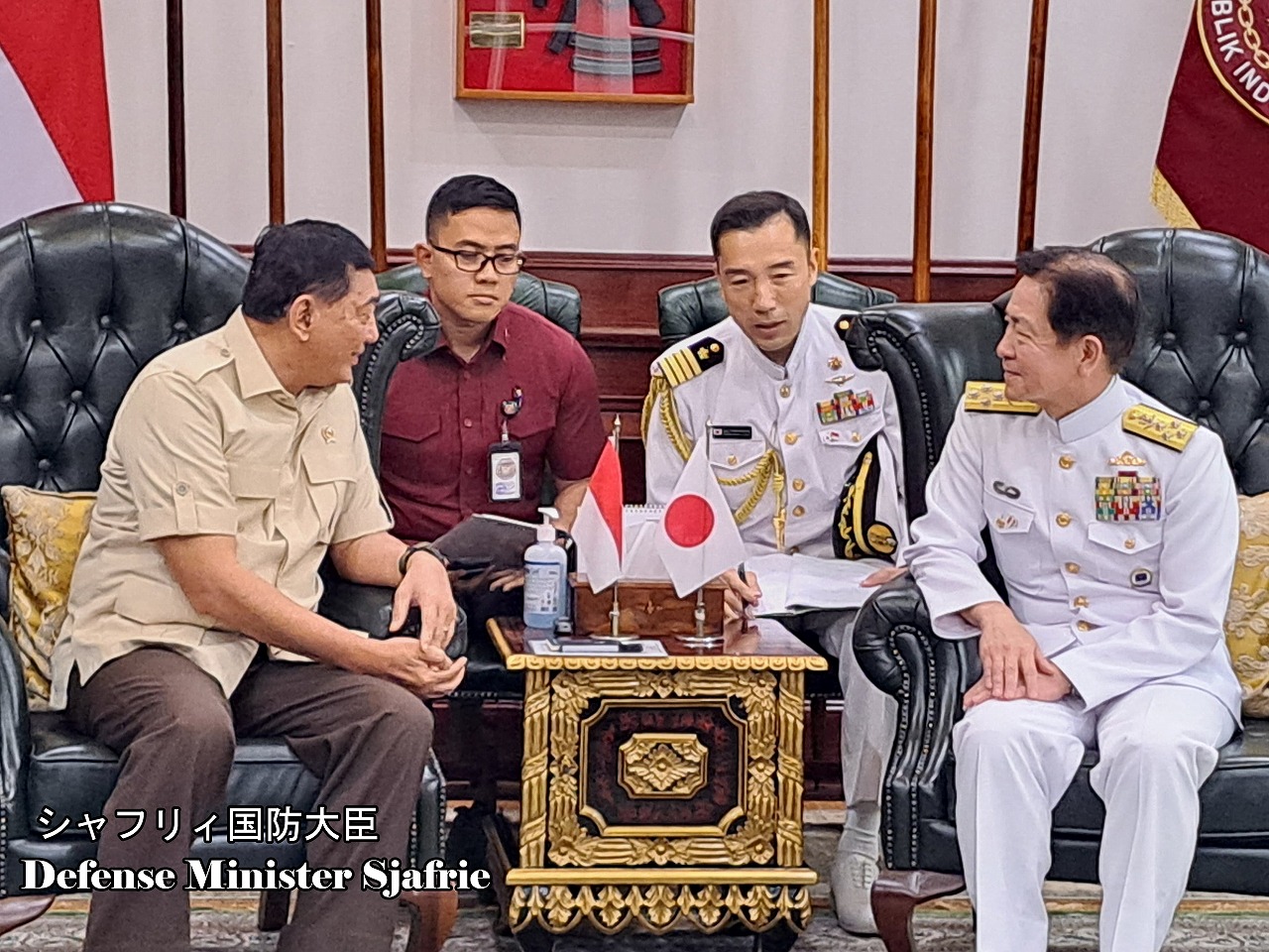 海上自衛隊 副幕僚長　チャレンジ 海上幕僚長プロフィール・略歴｜海上自衛隊 〔JMSDF〕 オフィシャルサイト