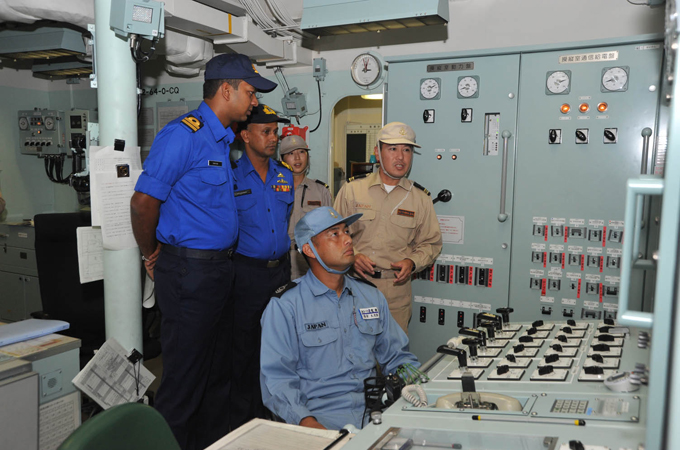 スリランカ海軍との親善訓練|海上自衛隊 〔JMSDF〕 オフィシャルサイト