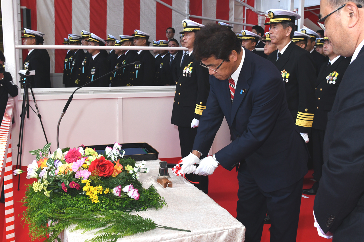 命名式・進水式｜海上自衛隊 〔JMSDF〕 オフィシャルサイト