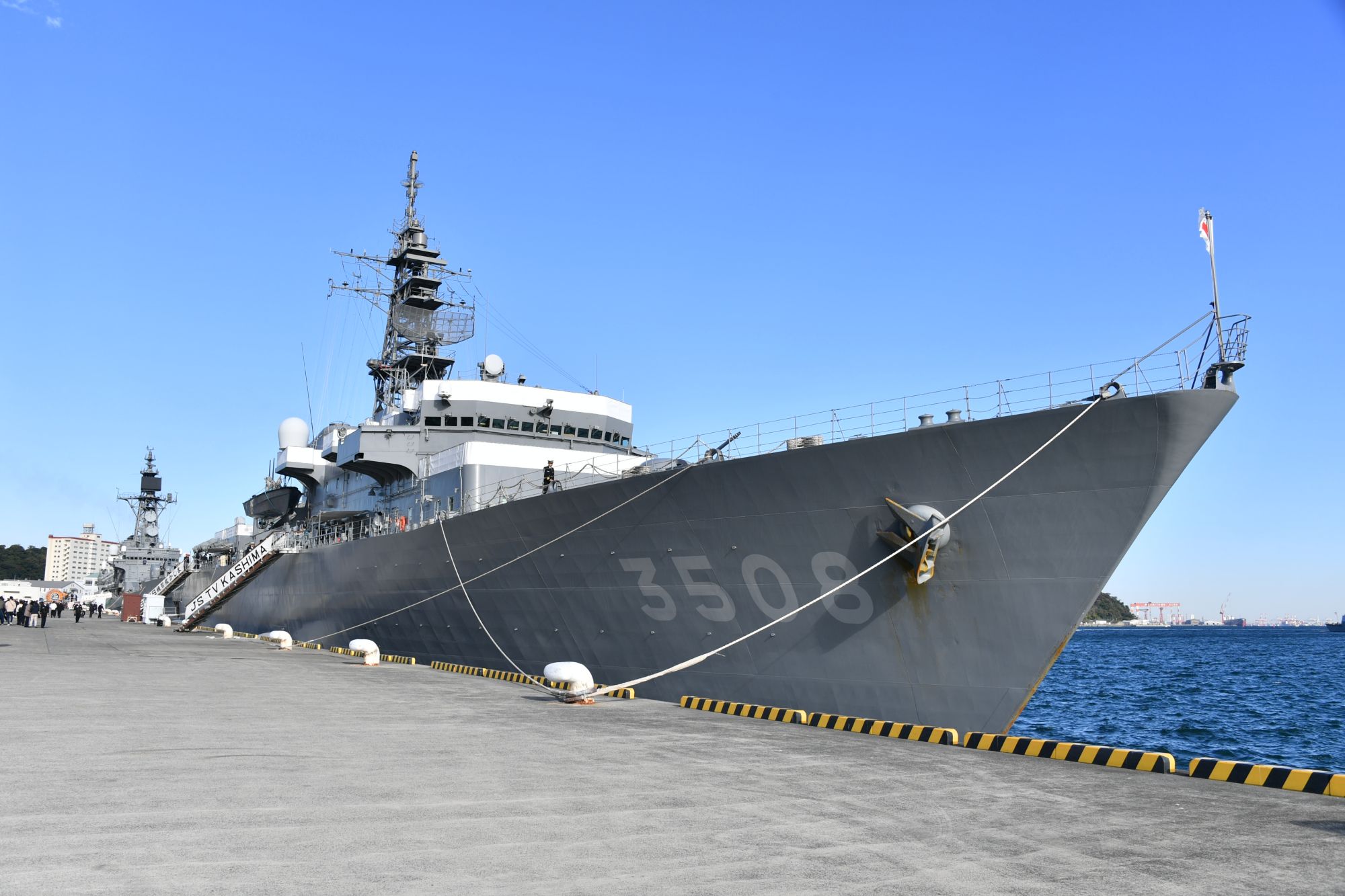 海上自衛隊 日本国練習艦隊 海将 チャレンジ 01.jpg