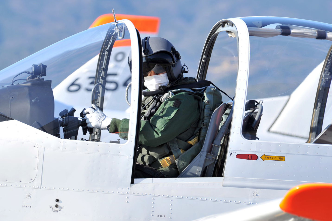 令和4年 初訓練飛行|海上自衛隊 〔JMSDF〕 オフィシャルサイト