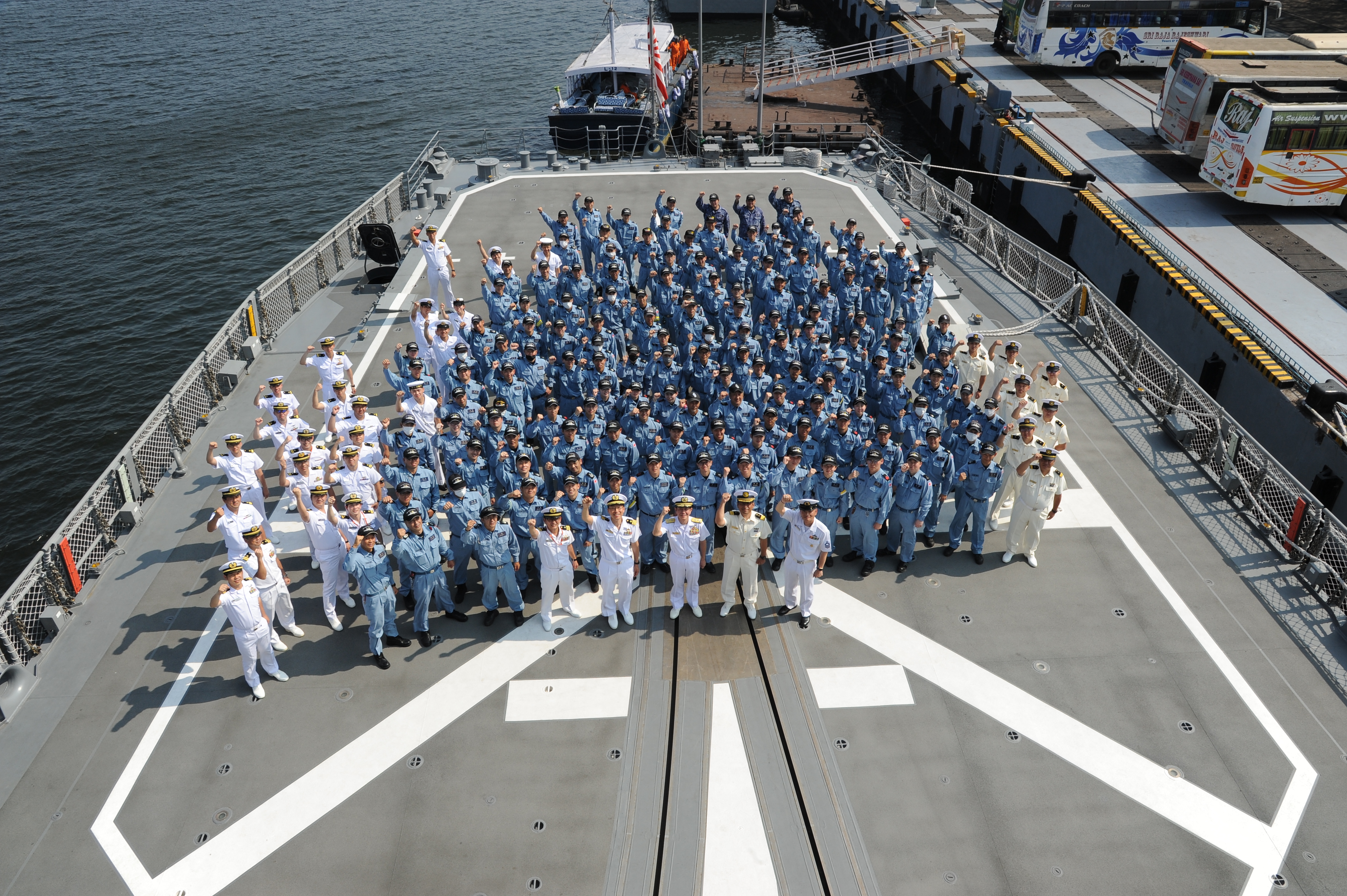 海上自衛隊　自衛艦隊司令官　チャレンジ 海上自衛隊 チャレンジコイン 呑ま 先任伍長 自衛艦隊