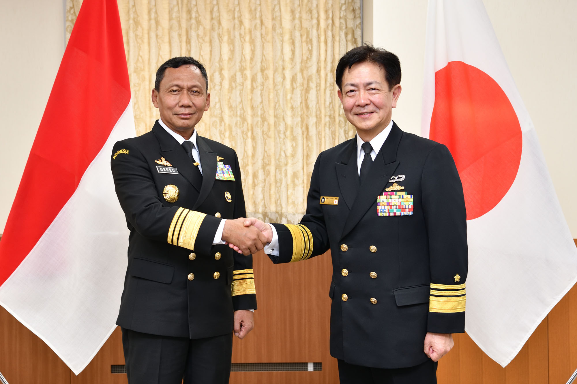 米海軍 第3艦隊司令官（中将）チャレンジ 米海軍 第3艦隊司令官（中将