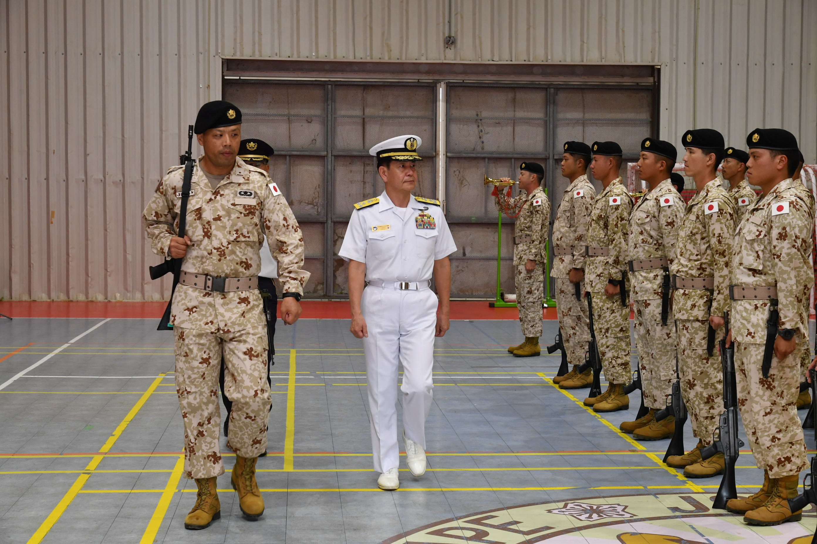 海上自衛隊 自衛艦隊 先任伍長 チャレンジコイン ニュース｜海上自衛隊