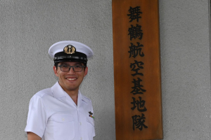 電子整備員 布藤３曹
