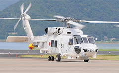 対潜哨戒ヘリコプター見学「SH-60K型」