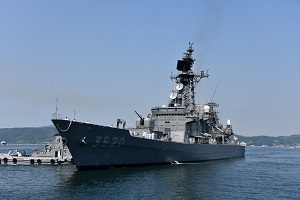 練習艦はたかぜ