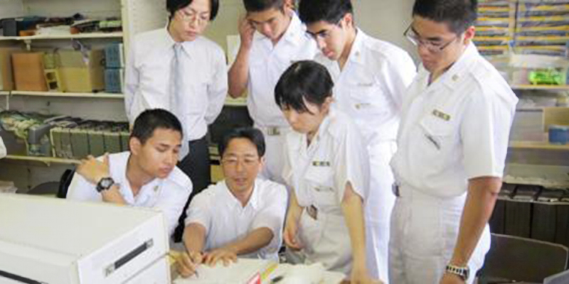 学生・教官数