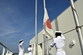 国旗掲揚