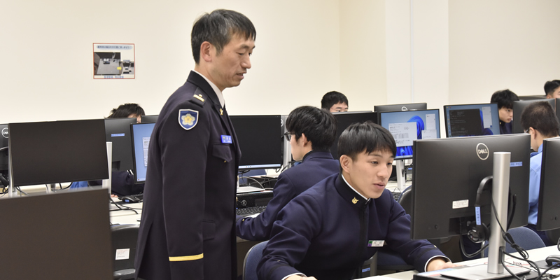 防衛学