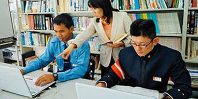 人間文化学科