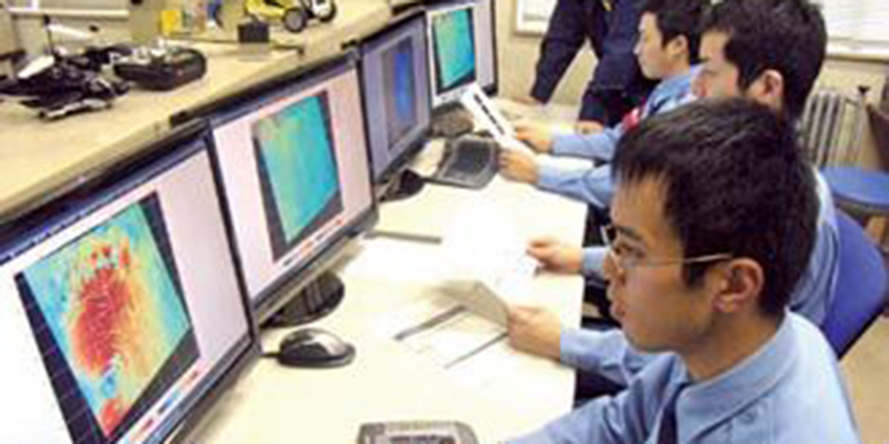 情報工学科