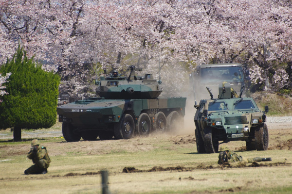 新町駐屯地創設７２周年創設記念行事